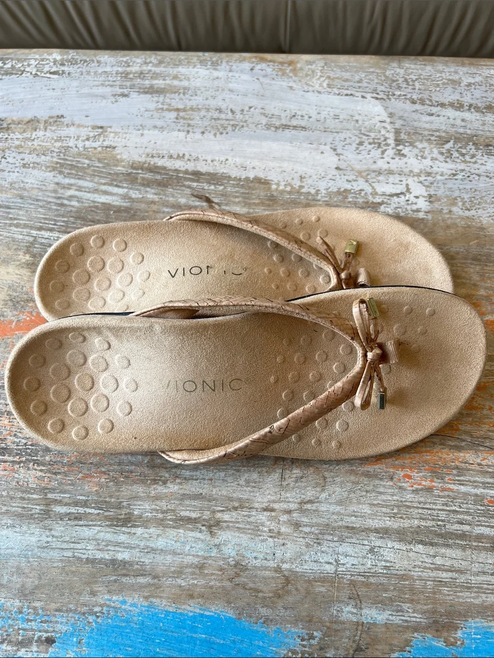 Vionic Tan Braided Thong Sandal with Cushioned Footbed Size 8.5
